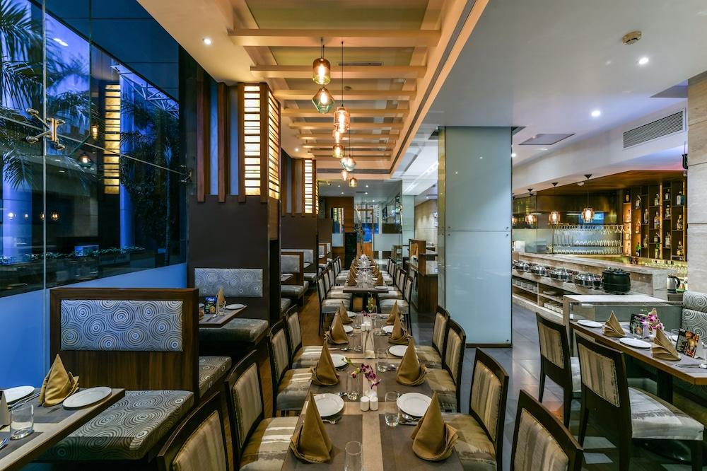 The Regale By Tunga Hotell Mumbai Eksteriør bilde