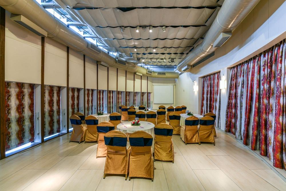 The Regale By Tunga Hotell Mumbai Eksteriør bilde